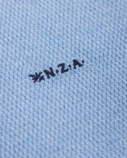 Blue plain pullover with round neck