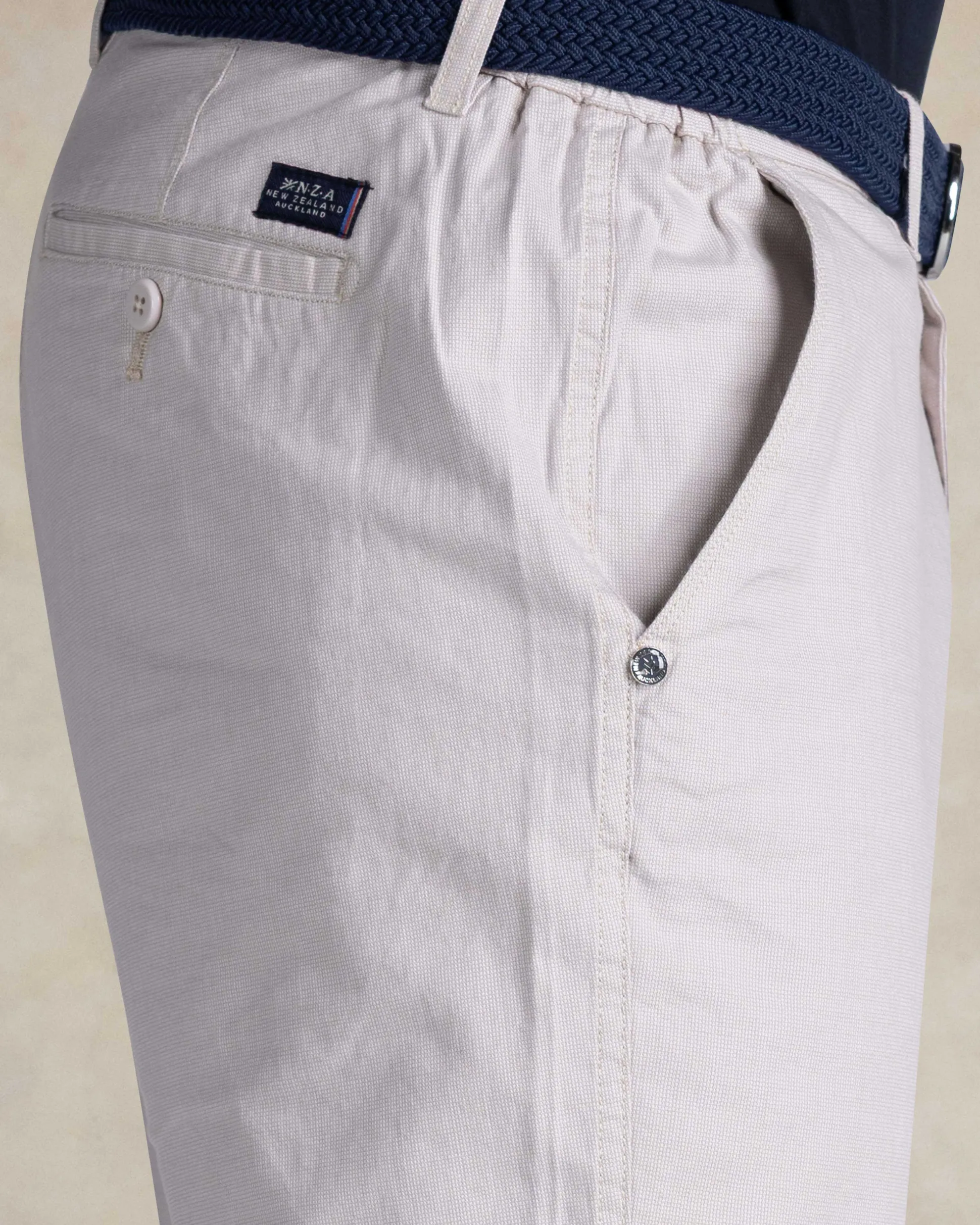 Ecru cotton chino stretch shorts