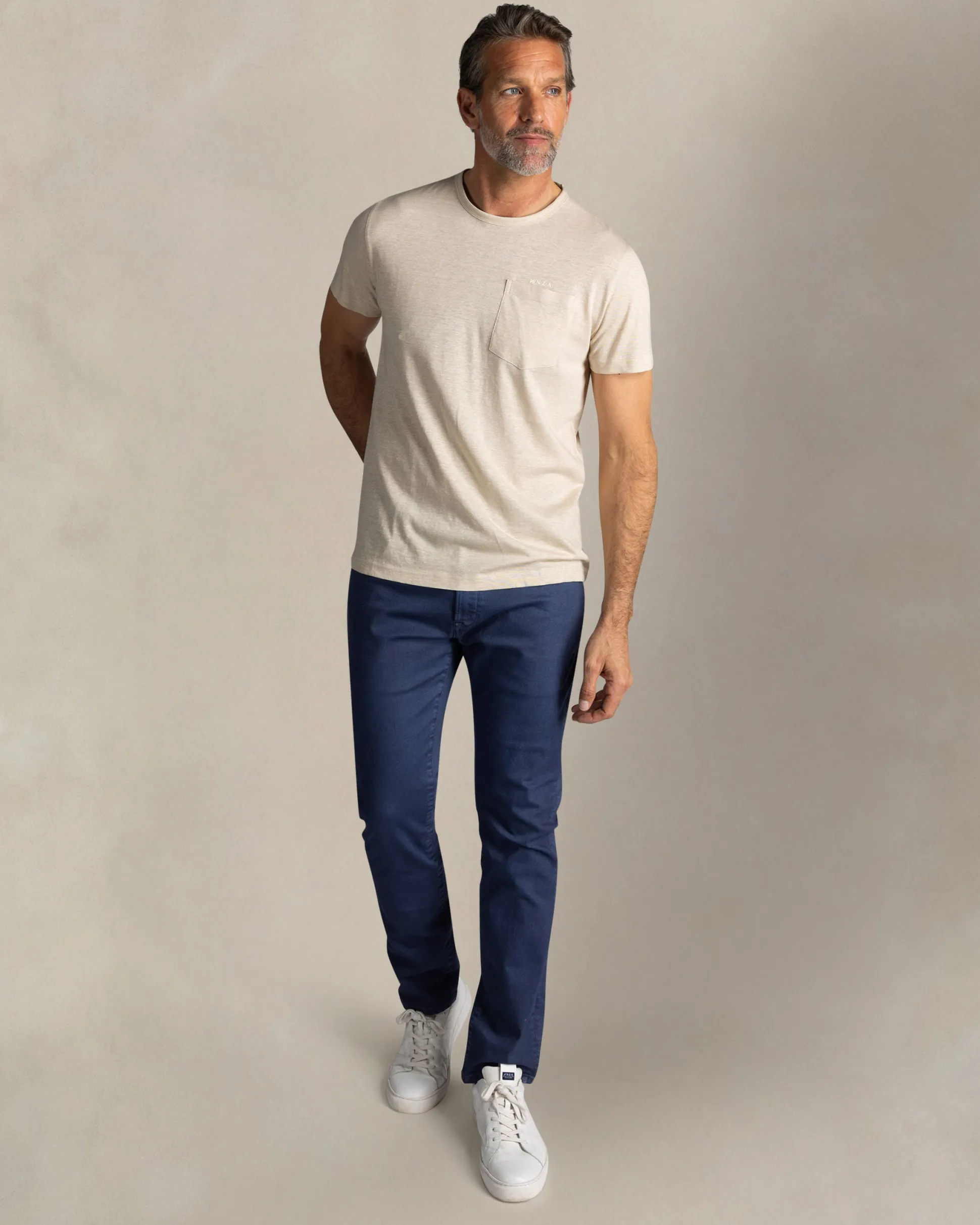 Ecru pocket tee