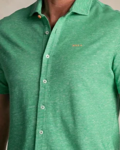 Green linen short-sleeve shirt