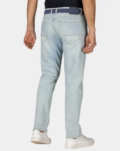 Light blue jeans with stretch