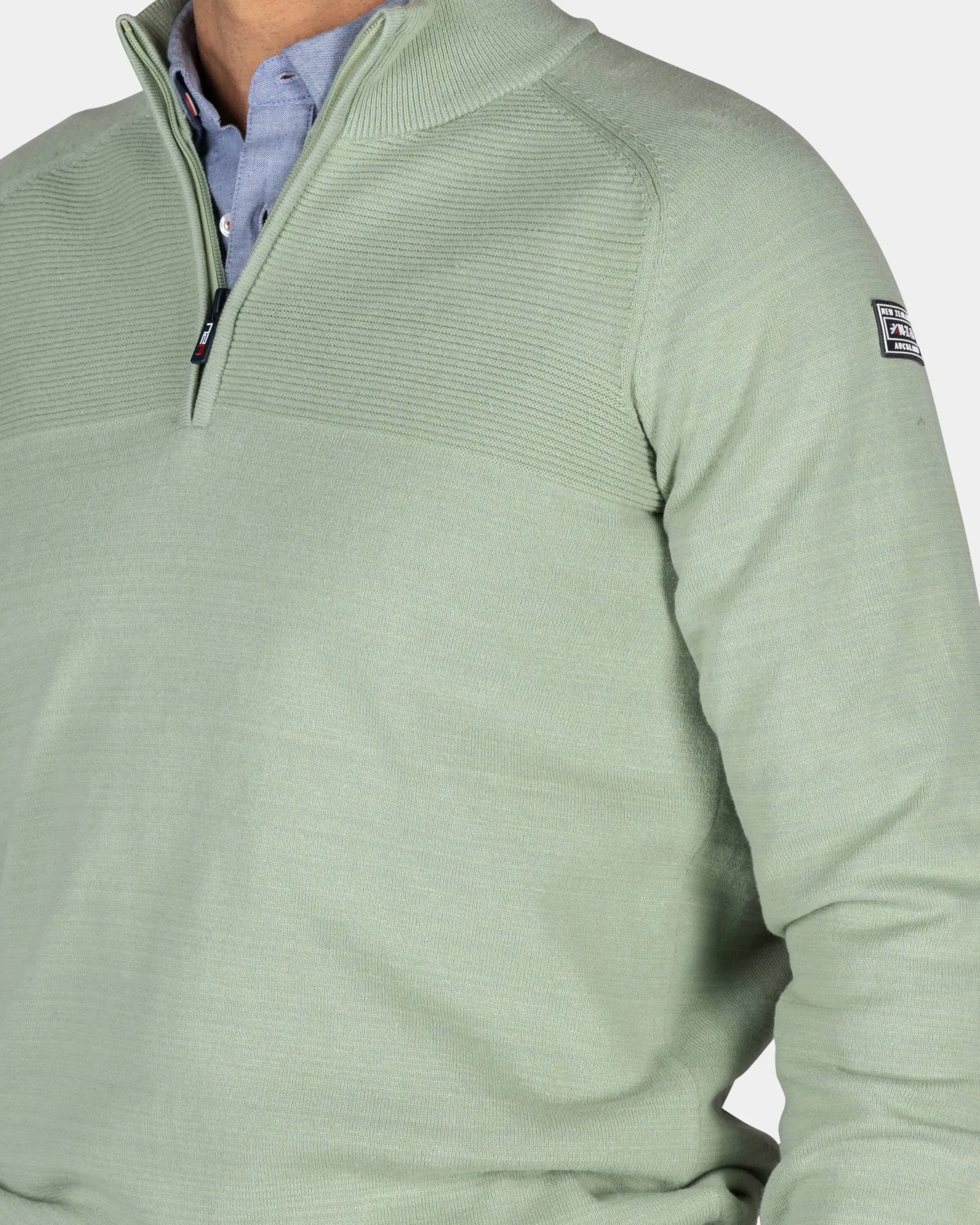 Light green cotton pullover with half zip