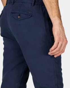 Navy chino with drawstring at the waist