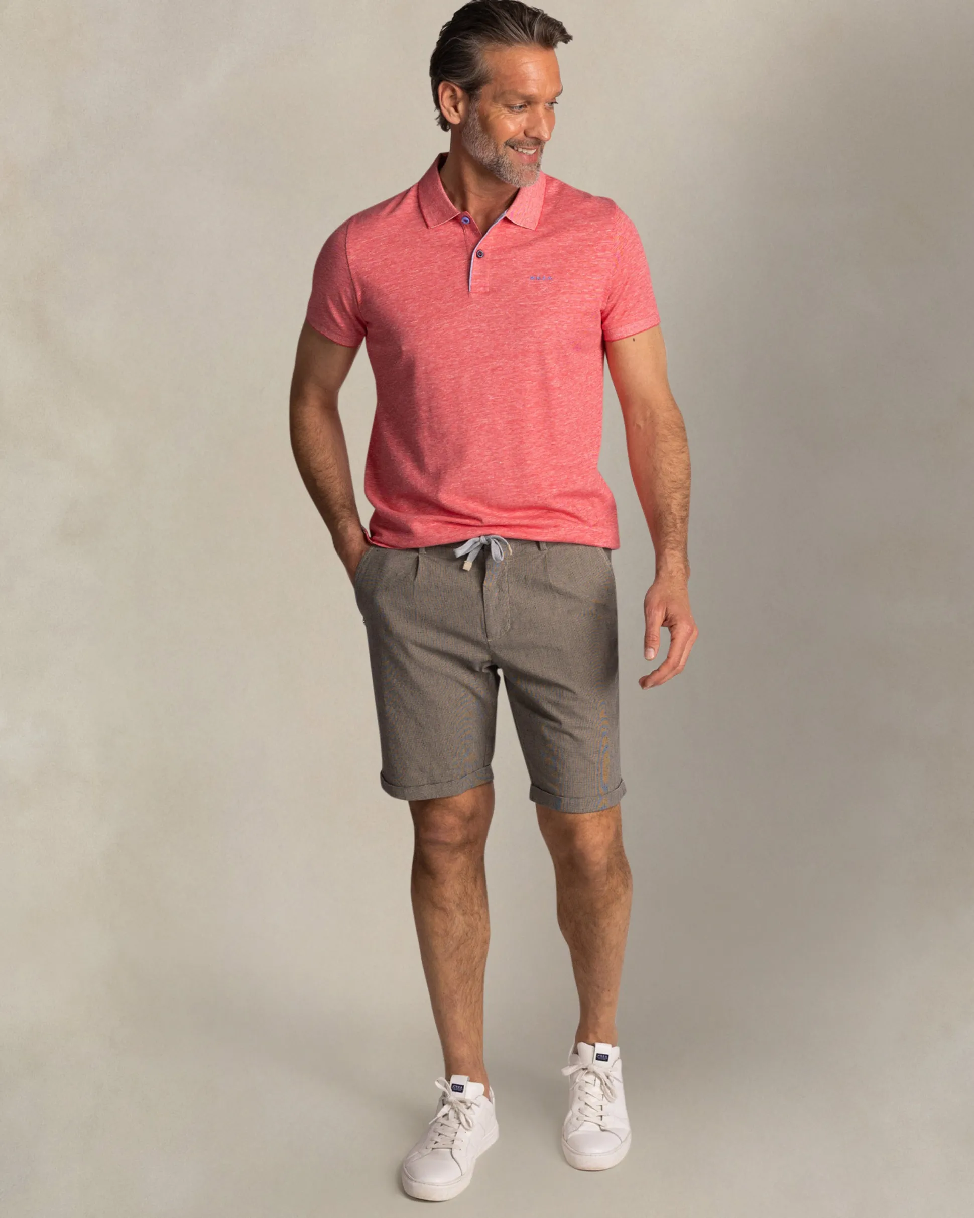 Red solid polo made of cotton and linen