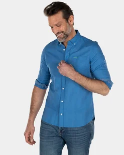 Solid coloured linen shirt