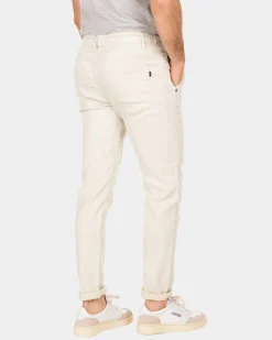 Sportive solid coloured chino - Cream
