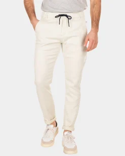 Sportive solid coloured chino - Cream