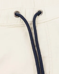 Sportive solid coloured chino - Cream